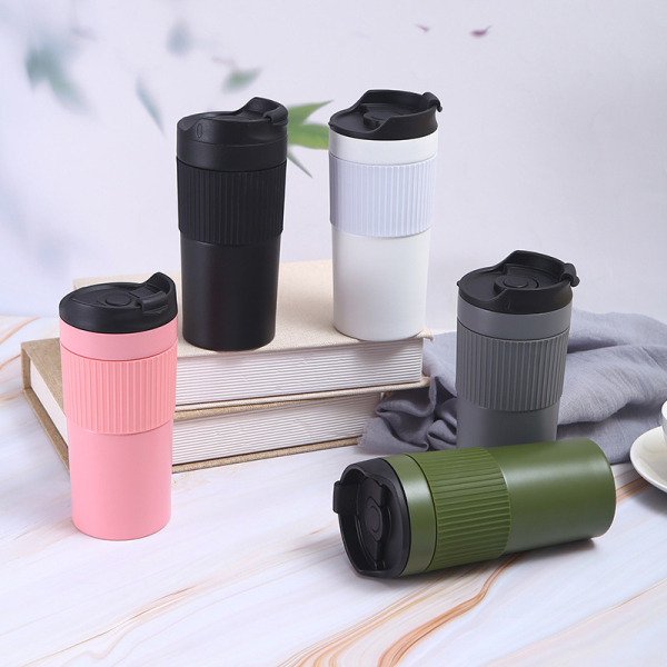 CUPS WATER BOTTLES/Travelling Cups